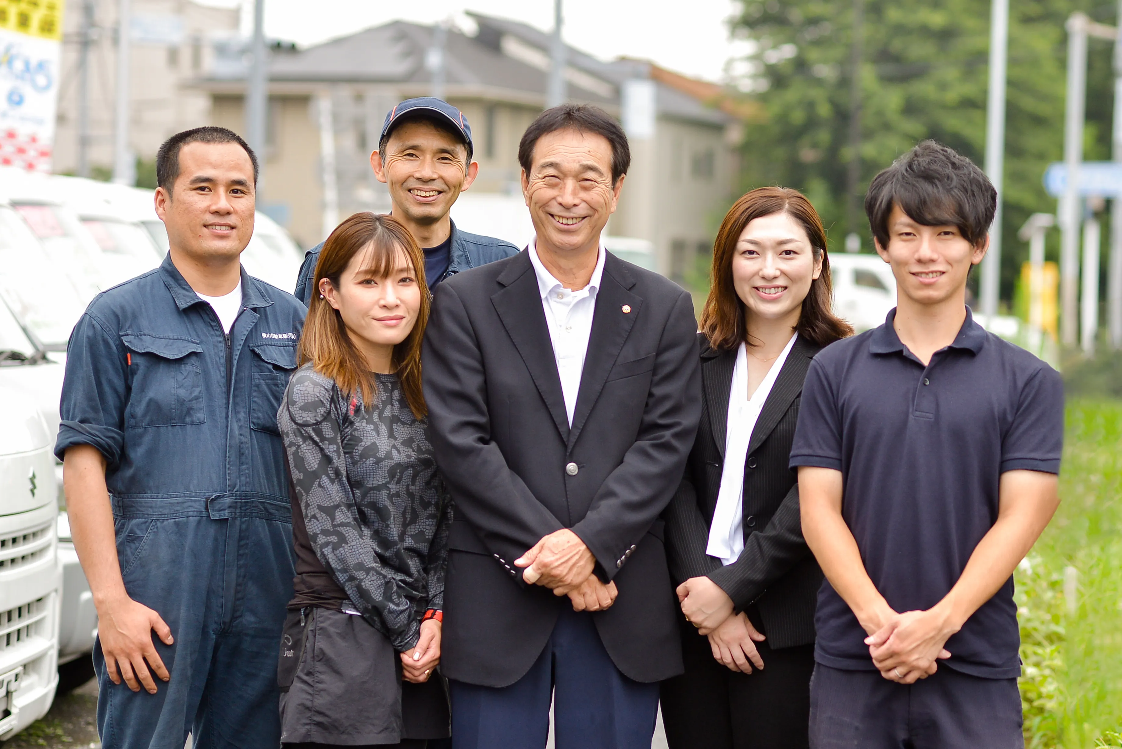ヨコヤマ自動車店舗スタッフ